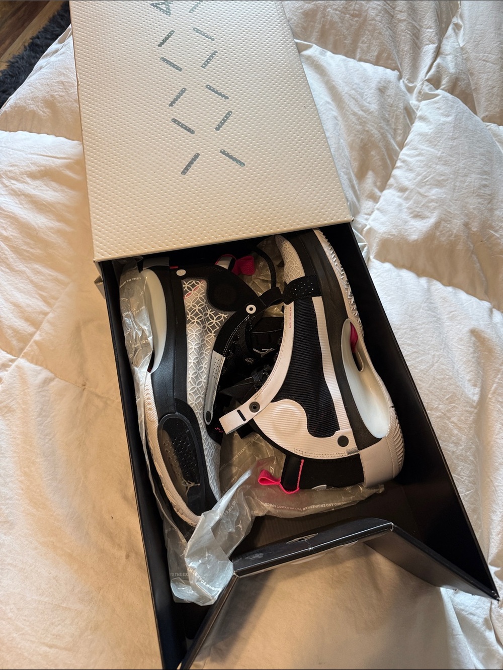 Jordan Air Jordan XXXIV White, Metallic Silver & Pink Sneakers
